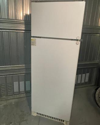 Frigo da incasso Gasfire mantenuta bene