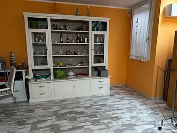 Credenza colore panna