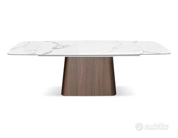 Nuovo tavolo allungabile in ceramica di design