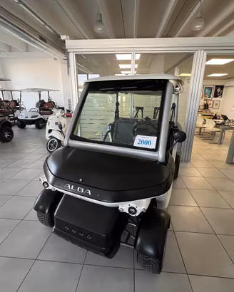 golf car elettrico stradale anche a noleggio