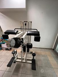 STANDING GLUTEUS TECHNOGYM