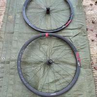 Fulcurm Racing 4 ruote gravel e strada