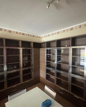 Mobile angolare scomponibile in legno