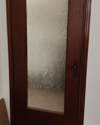 Stock 4 Porte Interne in Legno Noce con vetro.
