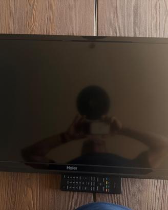 TV HAIER 28 POLLICI