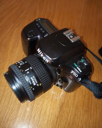 Macchina fotografica F50 reflex