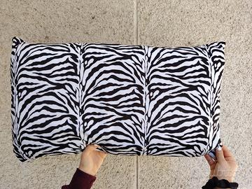 Cuscino zebrato