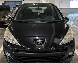 Peugeot 207 - 2008