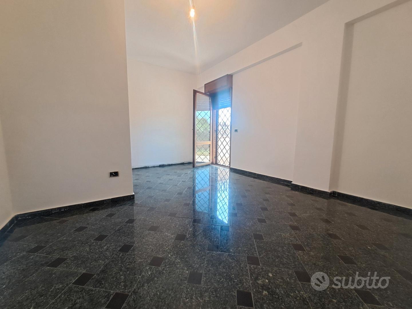 Apartment in Roma, Casal Morena - Altro