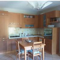 Cucina componibile angolare 3,20 × 1,85