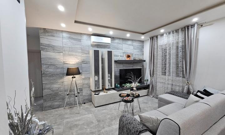 Trilocale ristrutturato e arredato di lusso