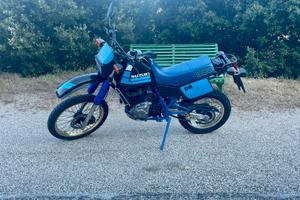 Suzuki DR 600 - 1986