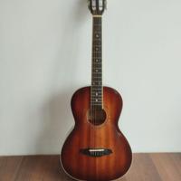 Chitarra Parlor