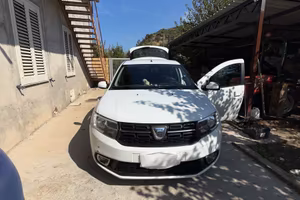 Auto  Dacia