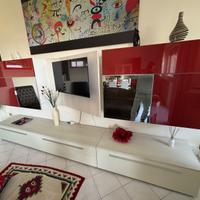 Parete attrezzata moderna