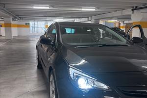 Opel astra gtc turbo 1.6 180cv cosmo s