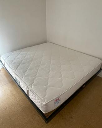 Letto matrimoniale