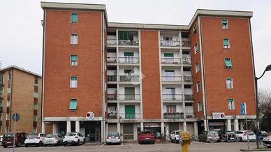 3 LOCALI A REGGIO NELL'EMILIA