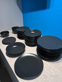 Set piatti ikea grigio scuro