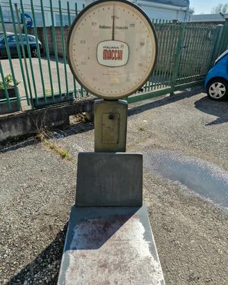 Bilancia italiana Macchi vintage