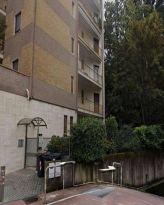 Immobile in asta di 99 m² con box auto a Varese