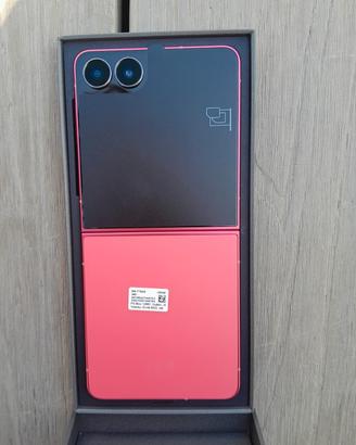 Samsung Galaxy Z Flip 7 256 MB 