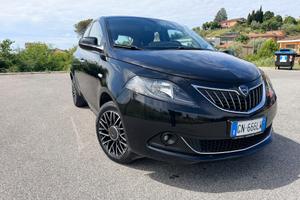 Lancia Ypsilon 1.0 FireFly 5 porte S&S Hybrid Gold