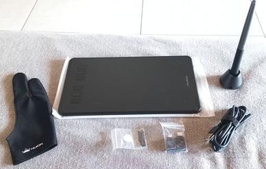 Tavola grafica HUION modello H640P