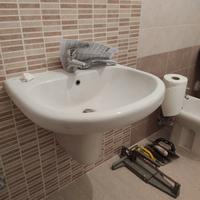 2 Lavabo lavandino ceramica