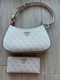 Borsa e portafoglio Guess