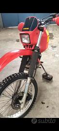 SUZUKI DR 600 1985