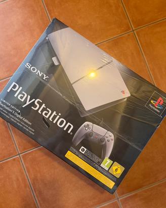 PlayStation 5 30th Anniversary Nuova Sigillata