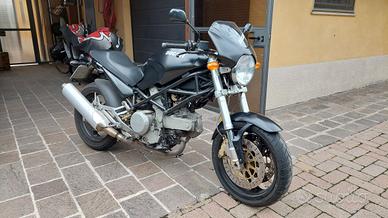  Ducati monster 620 dark  