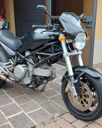  Ducati monster 620 dark  