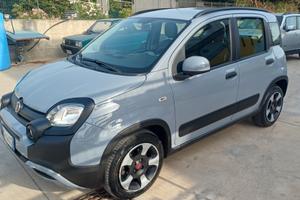 Fiat Panda 1.0 FireFly S&S Hybrid City Cross