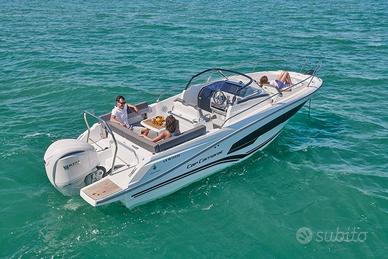 Jeanneau CAP CAMARAT 7.5 wa serie 3 con 250 Suzuki