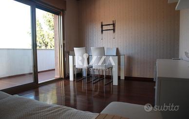 0577 - VIA MARCHESETTI (zona Revoltella)