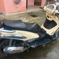 Piaggio Beverly 250cc