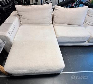 Divano con chaise longue