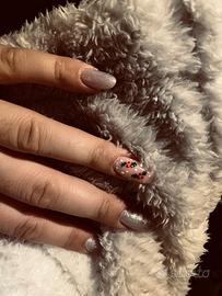 Unghie /ricostruzione