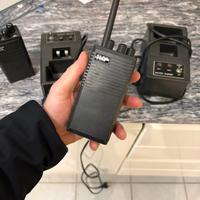 2 Walkie talkie Vintage Professionali Con base
