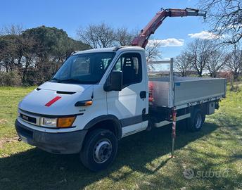 Iveco daily 60C15 con gru fassi F28+cassone fisso