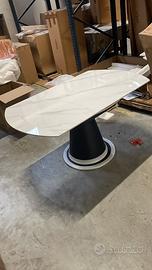 Tavolo tondo in ceramica