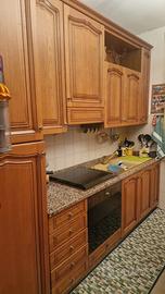 Cucina , camera da letto ,