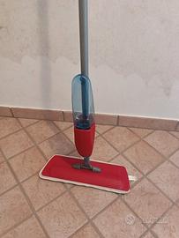 scopa ad acqua 