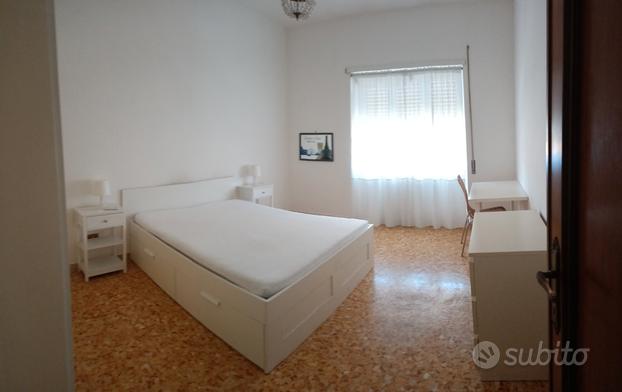 Camera x RAGAZZE uso singola Ostia Lido Centro