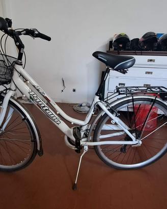 Bici da donna 28" con cambio shimano 3x7