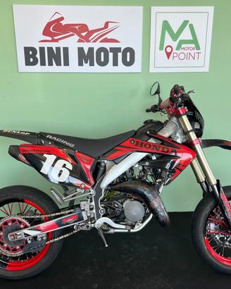 HM CRM 125 DERAPAGE COMPETITION
