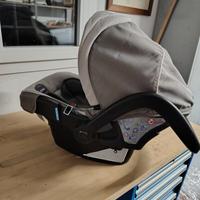 Ovetto e seggiolino auto Chicco 