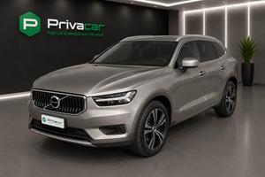 VOLVO XC40 T5 Recharge Plug-in Hybrid R-design